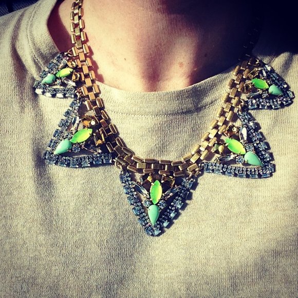 Stella & Dot Palmia Necklace - Picture 12 of 16